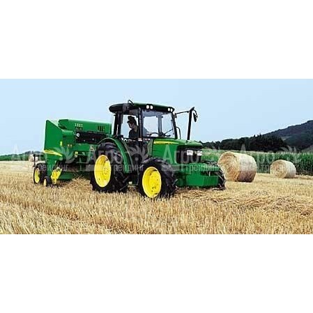 Многофункциональный минитрактор John Deere 5215 в Красноярске